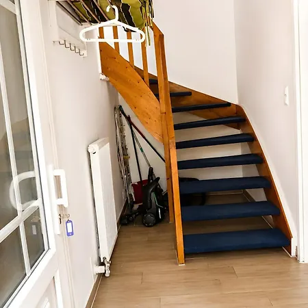 Haus Koenigsfeld شقة