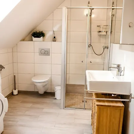 شقة Haus Koenigsfeld Hage