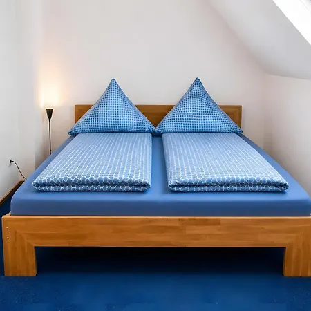 Haus Koenigsfeld شقة